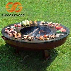 Cottura barbecue all'aperto in corten