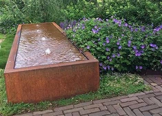 Cascata d'acqua decisiva in acciaio Corten per giardino domestico all'aperto