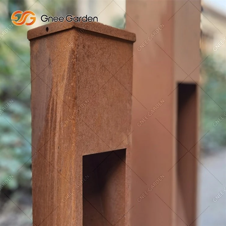 Vintage Southwestern Solar Outdoor Corten Steel Garden Lights